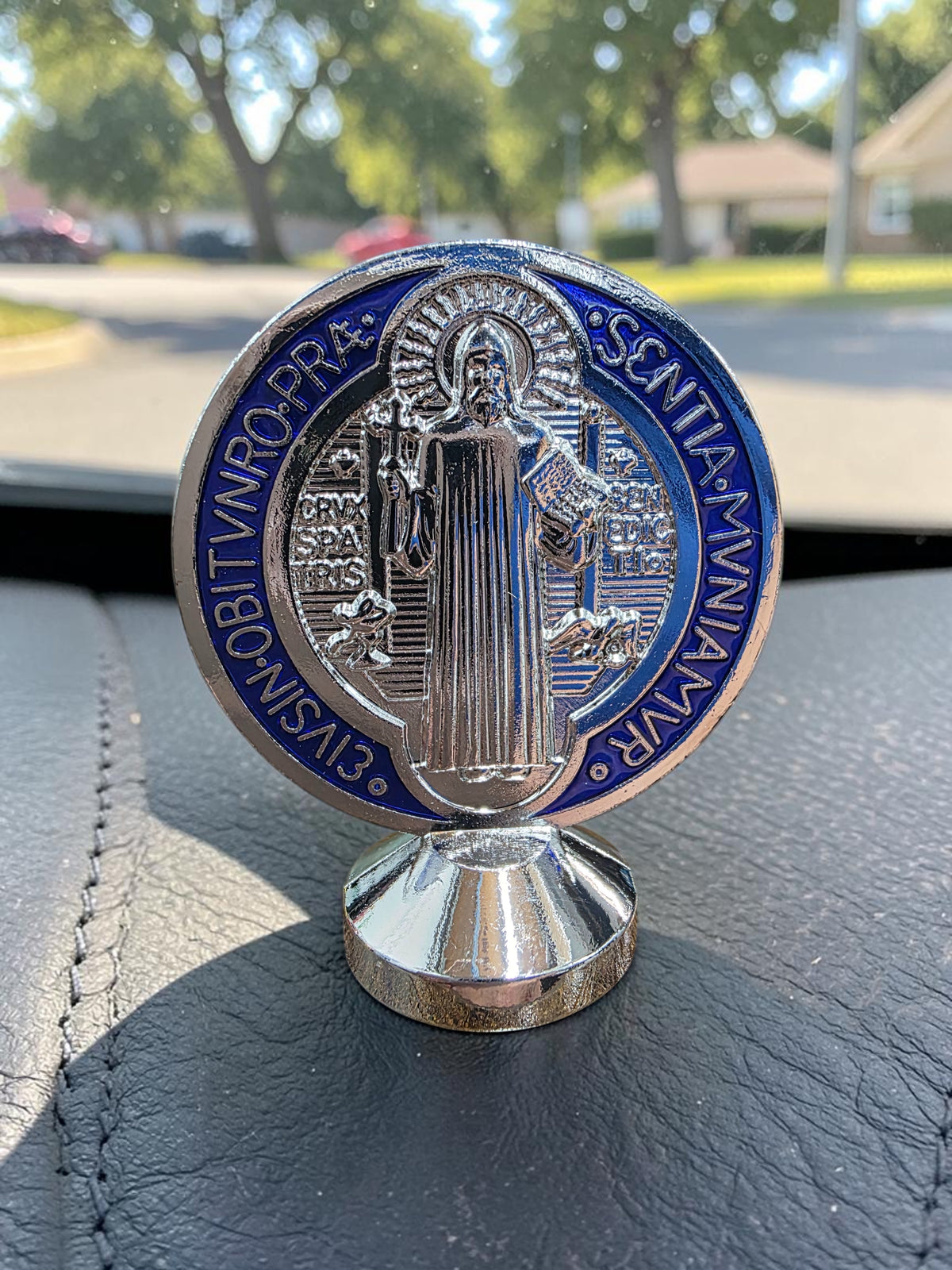 Asst Benedict Medal Car Figure