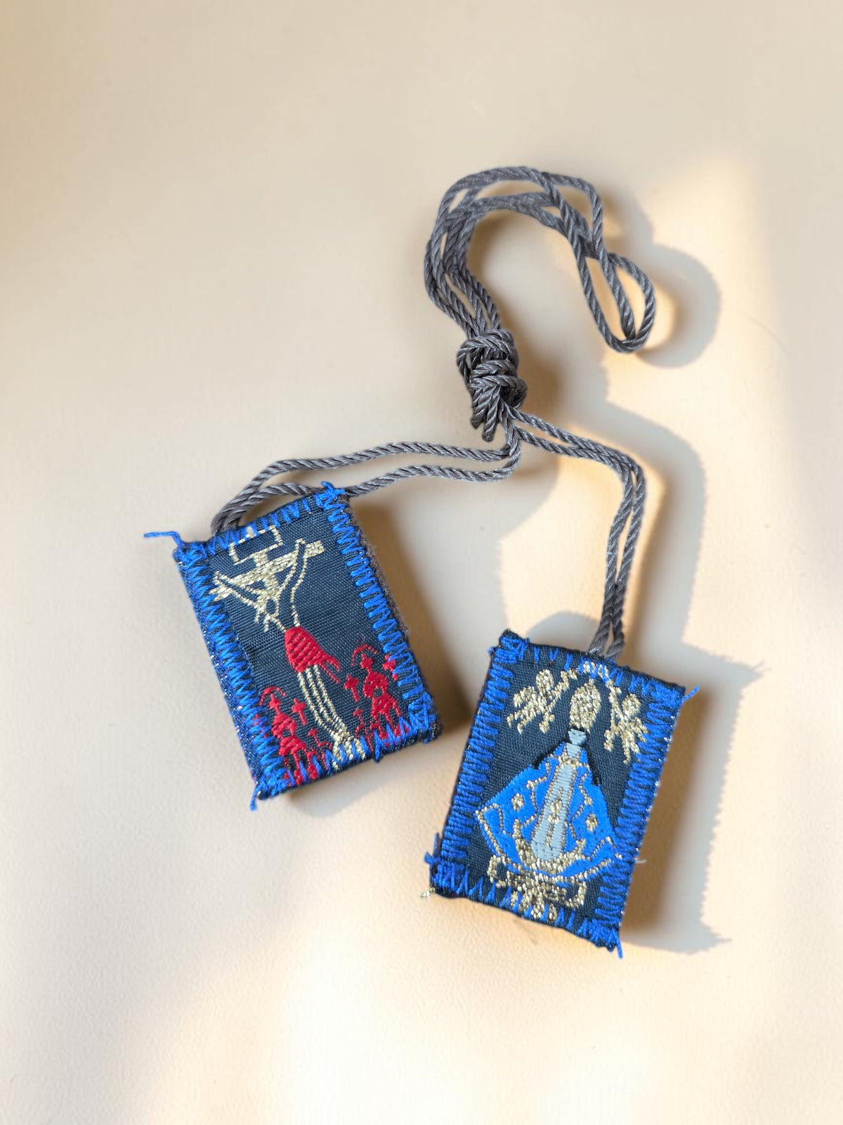 Medium Virgin De San Juan Scapular